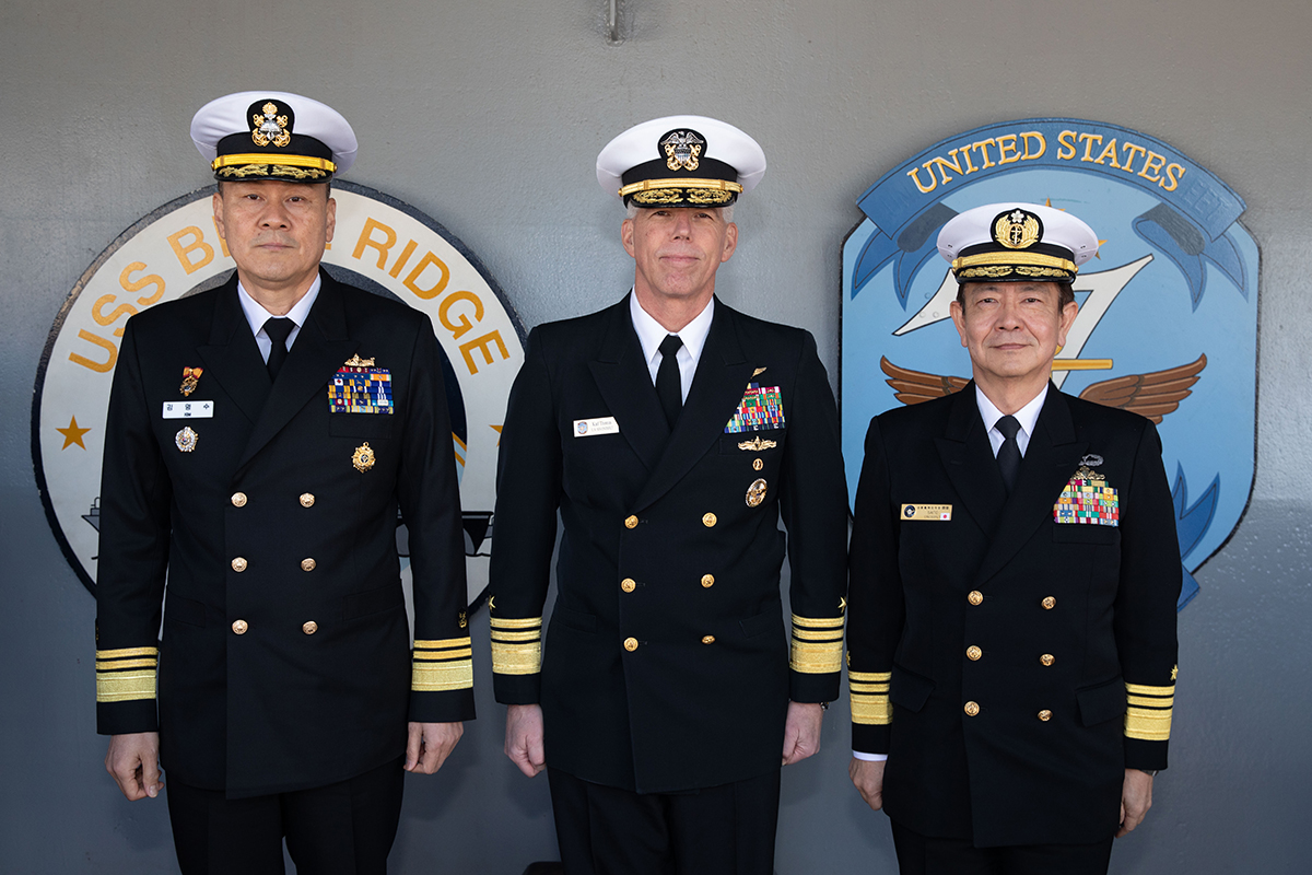 1200 해군작전사령부 - 미국 해군 7함대사령부 지휘관 회의 복사.jpg