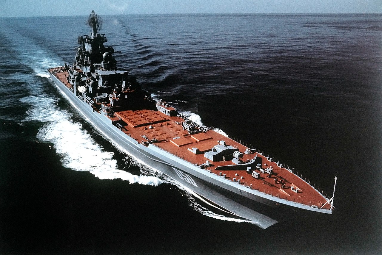 1280px-Kirov-class_battlecruiser.jpg